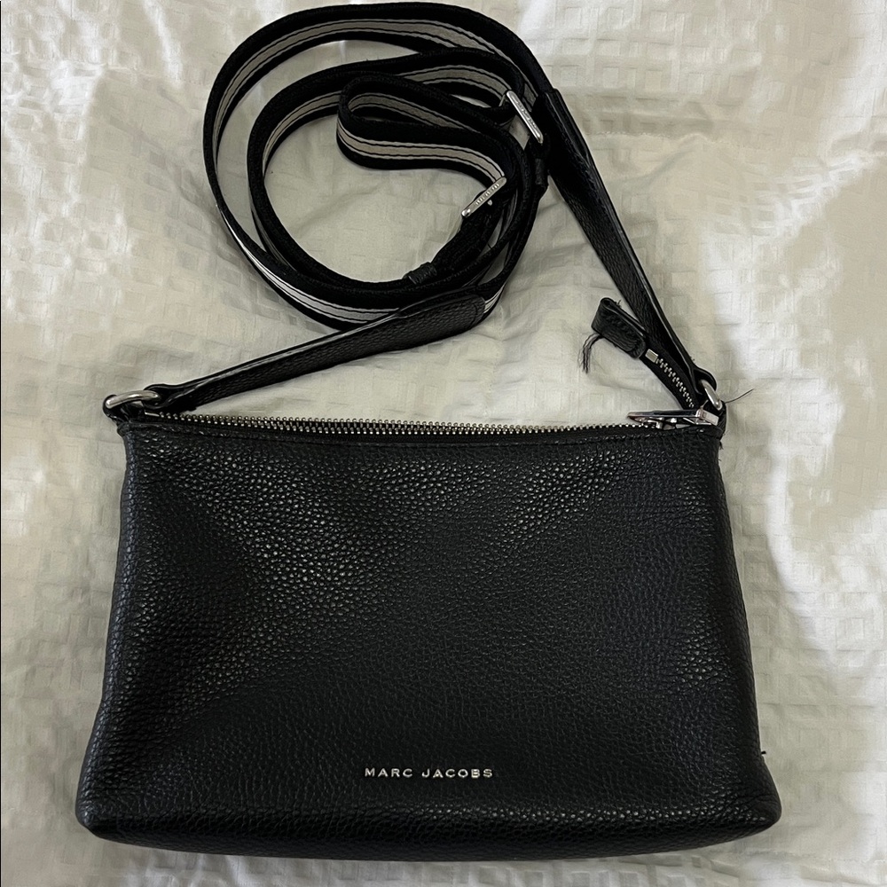 Marc Jacobs Black Pebbled Leather Crossbody Bag